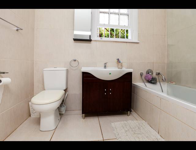 5 BEDROOM SECTIONAL TITLE FOR SALE IN MUSGRAVE